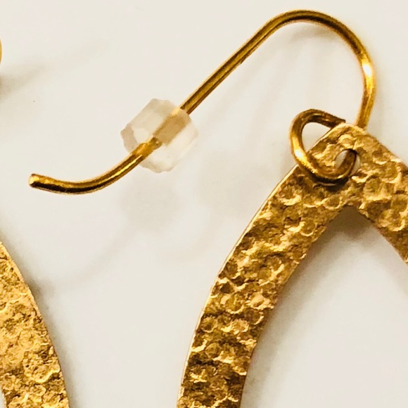 Open Teardrop Hammered Gold-tone Earrings ANY OFFER - Picture 3 of 4